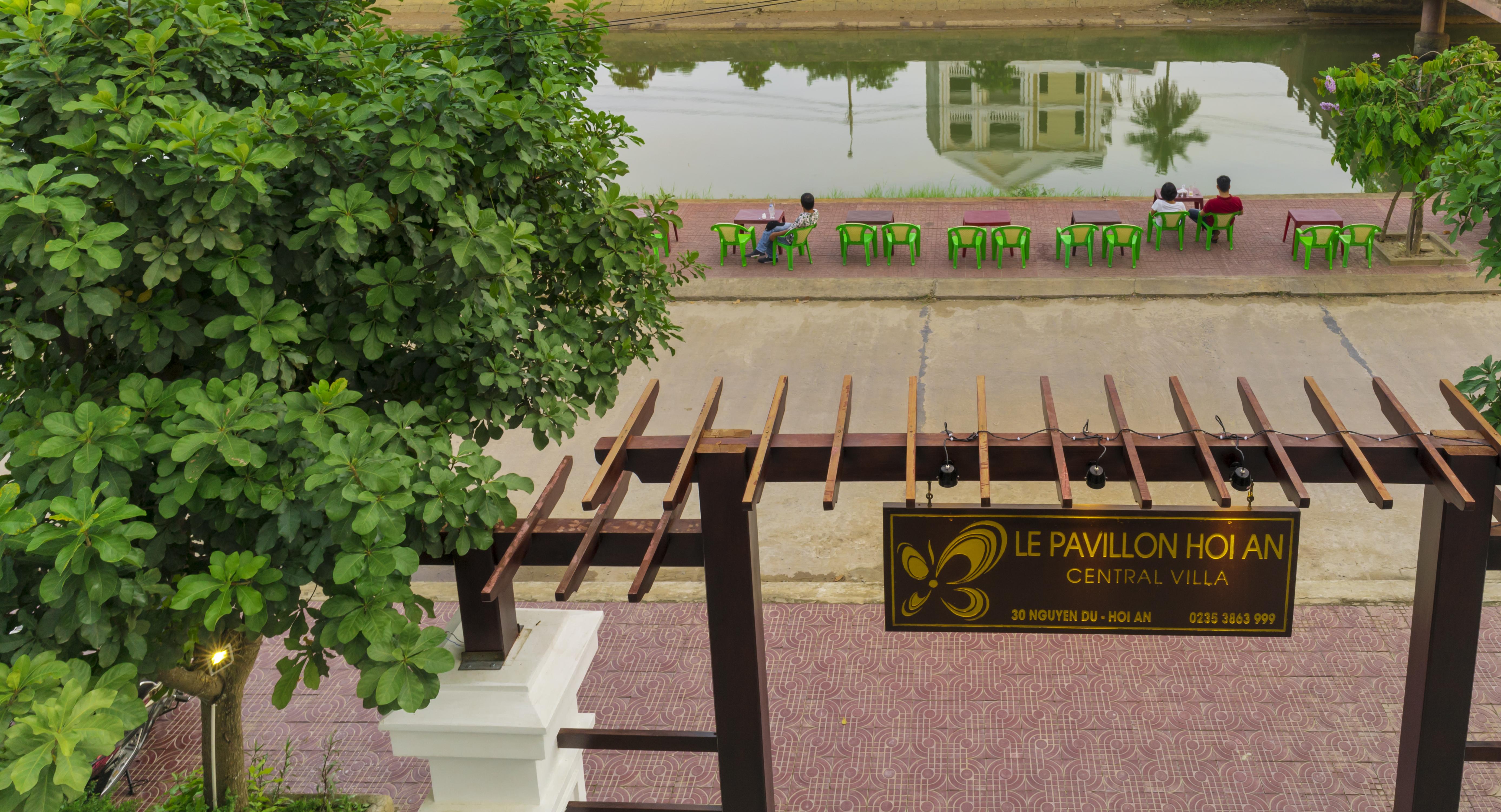 Hoi An Canal House Hotel Exterior photo